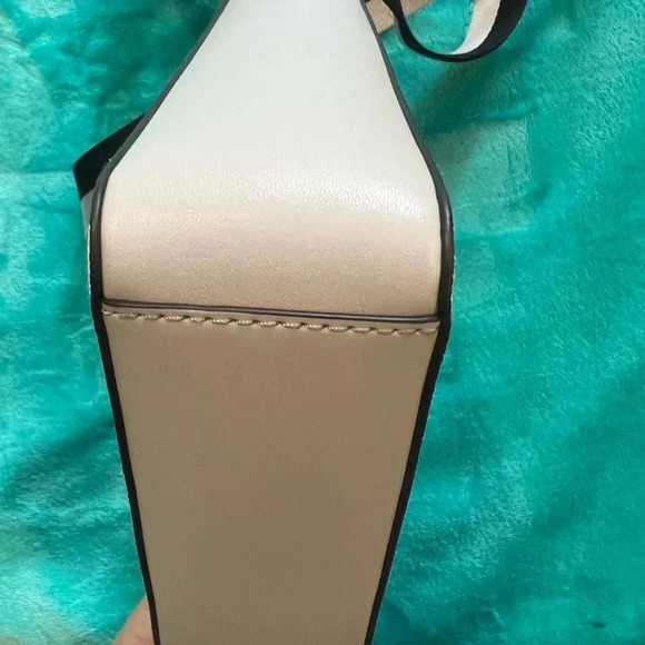 Michael Kors white jet set crossbody with chunky strap new with tags - Picture 3 of 9